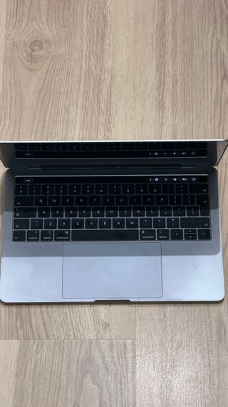 MacBook Pro 13 2018 i5 16GB 512GB