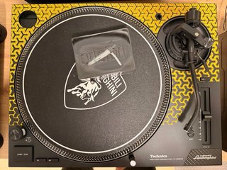 Pareja Technics SL-1200M7B Lamborghini Amarillo