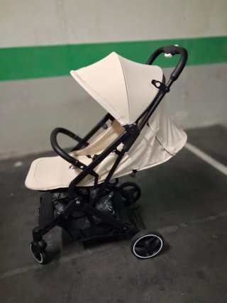 Silla de paseo Travel N Care Plus de Hauck NUEVO