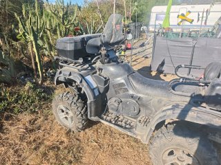 Quad CFMOTO Negro/Gris Todoterreno