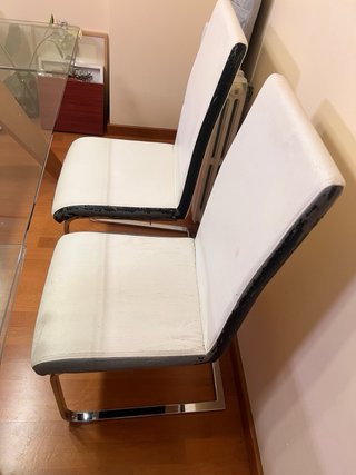 4 Sillas Cantilever