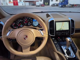 Porsche Cayenne 2012