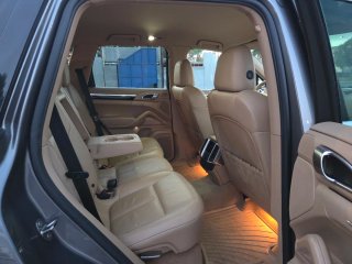 Porsche Cayenne 2012