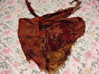 Pañuelo estampado de Zara nuevo muy favorecedor