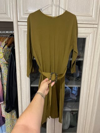 Vestido Massimo Dutti verde oliva