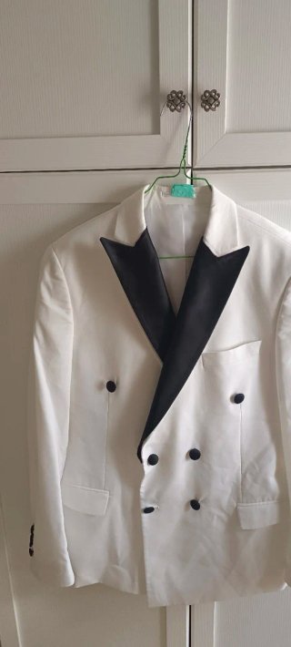 Traje de Novio Blanco y Negro