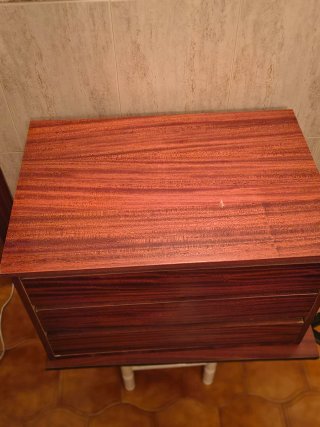Cajonera de madera
