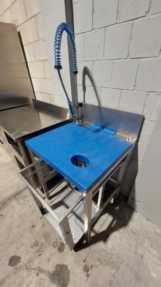 Mesa de preparación para pescadería