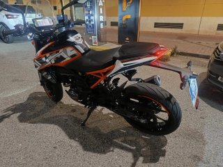 KTM duke 125