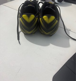 Botas de fútbol Puma Attacanto