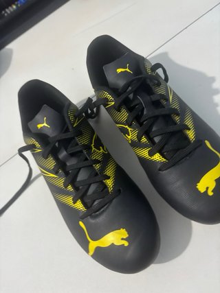 Botas de fútbol Puma Attacanto