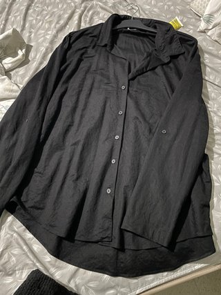 Camisa negra oversize