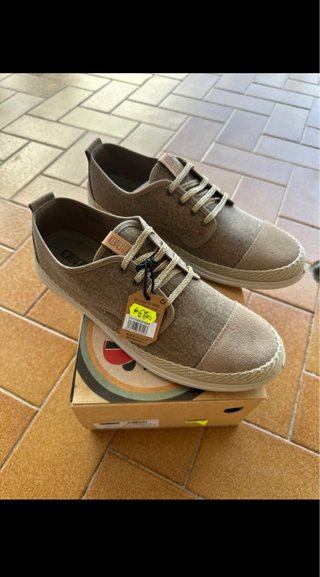 Scarpe N.44 Beige Koala Bay Nuova  Mai indossata