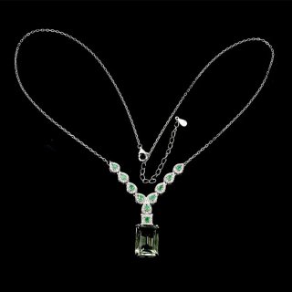 Espectacular collar de esmeraldas y amatista verde