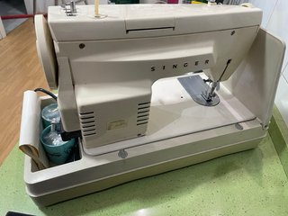 Máquina de Coser Singer Fashion 368