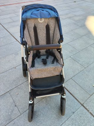 Bugaboo Fox Gris con Capota Azul