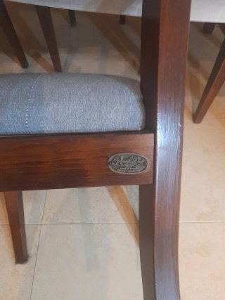 Mesa de Comedor de Madera
