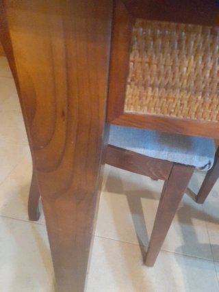 Mesa de Comedor de Madera