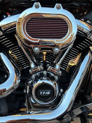 Tapadera Insignia Harley Davidson Screamin Eagle 1