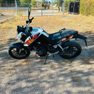 KTM Duke 125