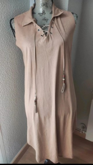 Vestido beige antelina Moewy