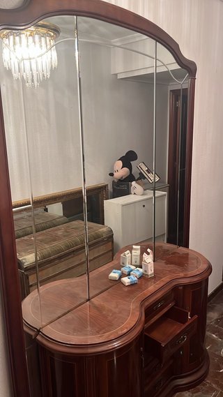 Mueble recibidor con espejo