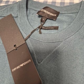 Jersey original Emporio Armani nuevo con etiqueta