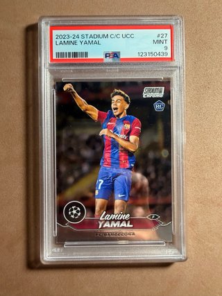Cromo Lamine Yamal 2023-24 Stadium Chrome PSA 9