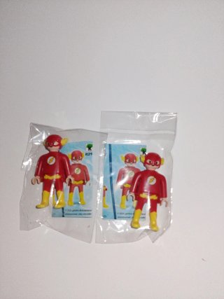 2 Figuras Playmobil Flash DC kinder