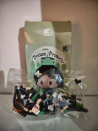 Figura Mulan de lego