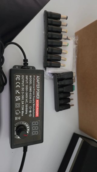 Adaptador Corriente Universal AC/DC 72W
