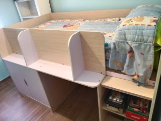 Cama con armario y mucho almacenaje