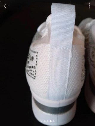 Sneakers bianche con strass