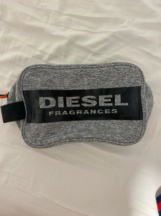 Borsa da toilette Diesel grigia