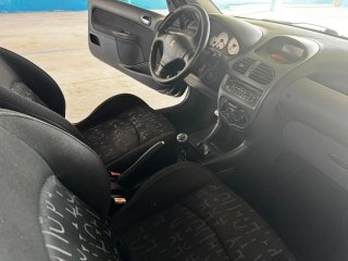 Peugeot 206 2003