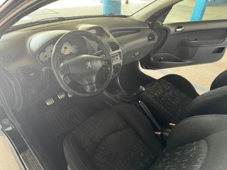 Peugeot 206 2003