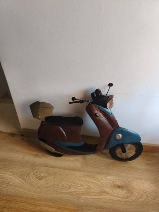 Figura Decorativa de Vespa