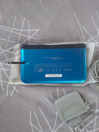 Nintendo 3DS XL + Pokémon Cristal de Regalo!!