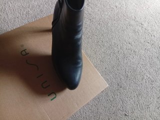 Botines piel Unisa negros