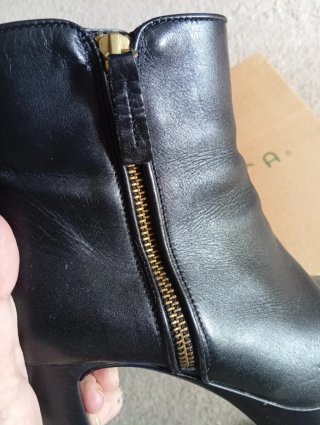 Botines piel Unisa negros