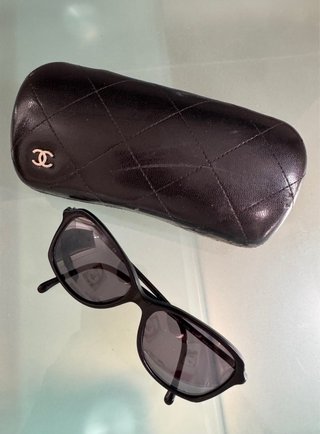 Chanel Gafas de Sol Vintage Negras Mujer