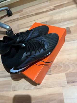 Botines de fútbol Nike Phantom