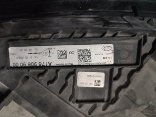 Faro delantero Mercedes Clase A