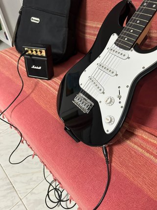 Guitarra eléctrica Harley Benton ST-Junior SET