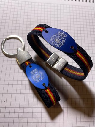 Pulsera y Llavero del CNP