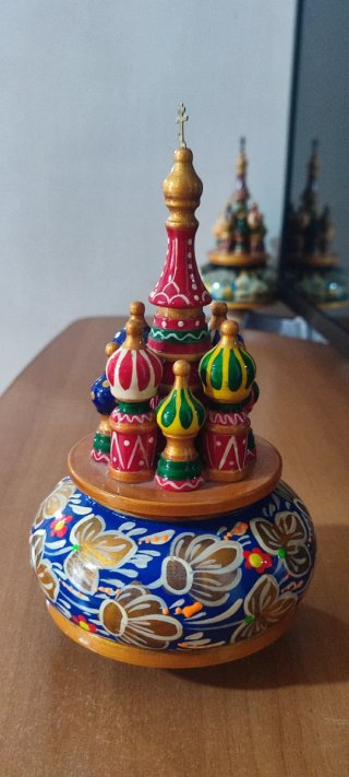Carillon artigianale russo