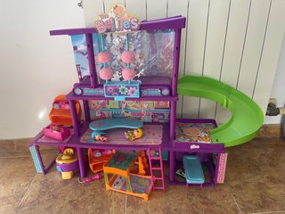 Casa Bellies con tobogán y accesorios