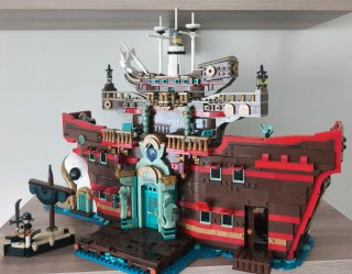 RESTAURANTE FLOTANTE BARATIE ONE PIECE