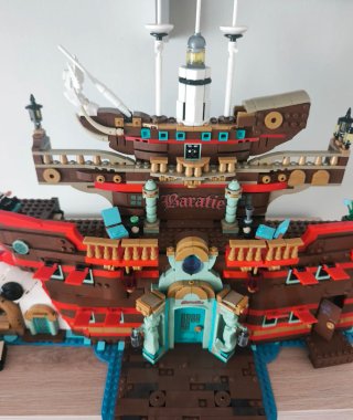 RESTAURANTE FLOTANTE BARATIE ONE PIECE