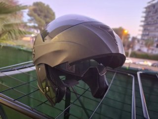 Casco de Moto Modular Negro Mate casi nuevo